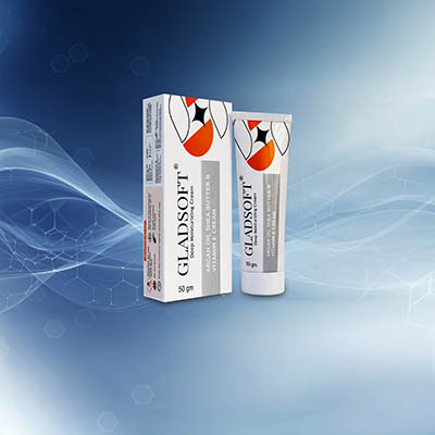 THE DEEP MOISTRURIZING CREAM